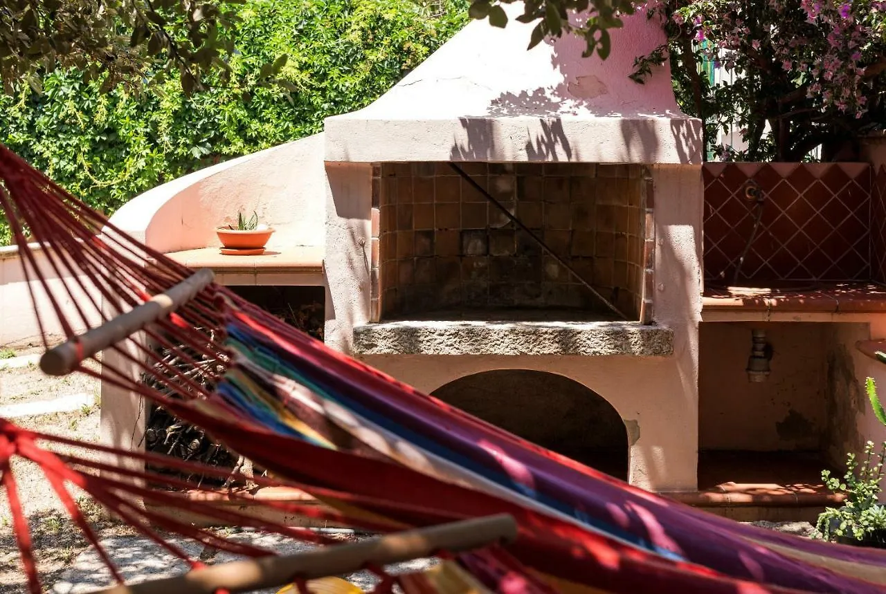 Апартаменты Calagonone Villetta Con Giardino E Barbecue Кала-Гононе